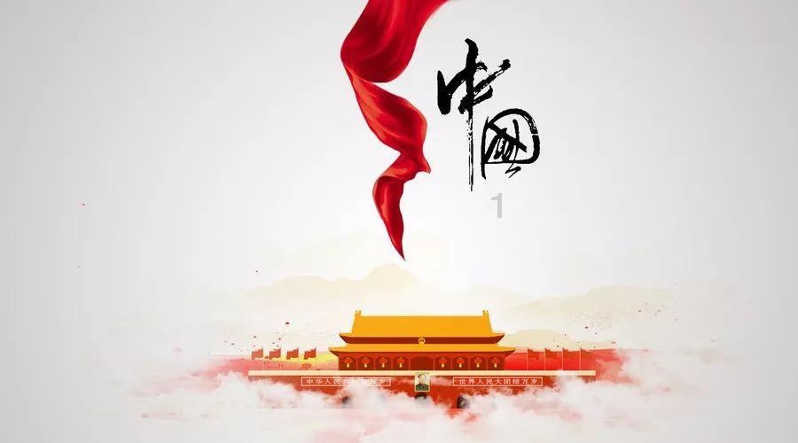 小孩子玩火点燃大片草坪,家长不以为意,小伙制止反被怼:滚开点