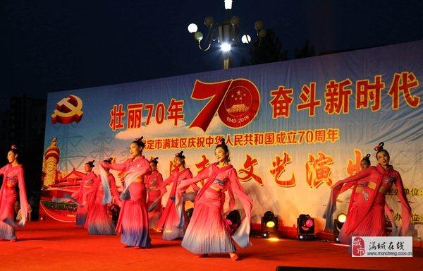 小猫钓鱼游戏龙王版有船
