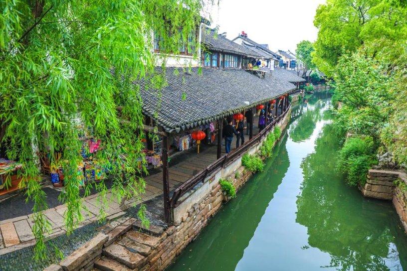 信长星参加南通代表团审议时强调 主动融入和服务构建新发展格局 在落实国家战略中发挥引领支撑作用